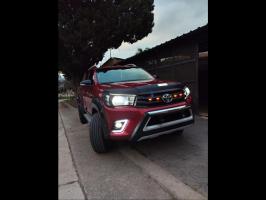 Automoviles Sin datos CAMIONETA TOYOTA HILUX DX 2017